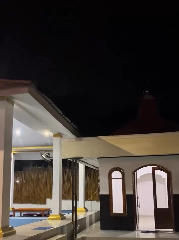 Suasana Warung Kopi Pendopo